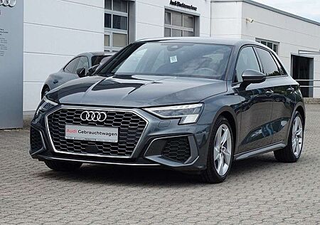 Audi A3 Sportback 35 TFSI S-tronic S line / Matrix