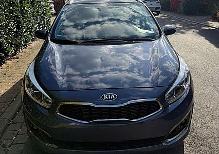 Kia XCeed Ceed SW / cee'd SW Ceed 1.6 CRDi 136 DCT ISG SW Spirit