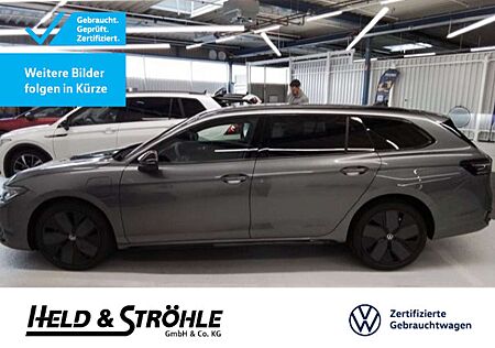 VW Passat Variant Volkswagen R-Line Black 1.5 eHybrid AHK 19"
