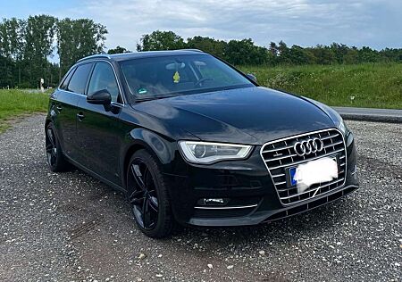 Audi A3 Sportback Diesel 2.0 TDI Sportback quattro Ambi