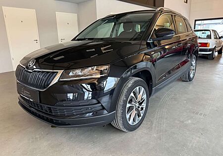 Skoda Karoq gebraucht kaufen Skoda Karoq 1.5 TSI Clever LED/Kam/SHZ/Temp/Navi