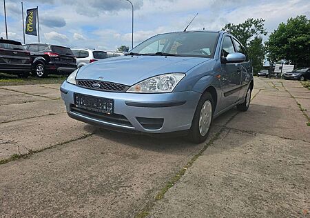 Ford Focus 1,6 Viva X