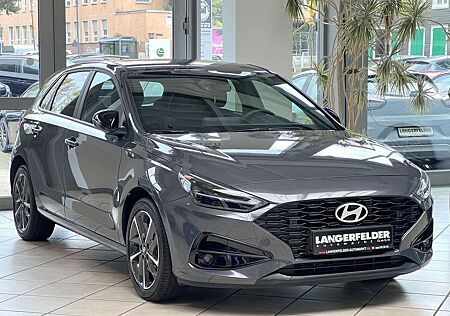 Hyundai i30 Advantage Navi*SHZ*LHZ*KAMERA*SPUR*PDCvo+hi