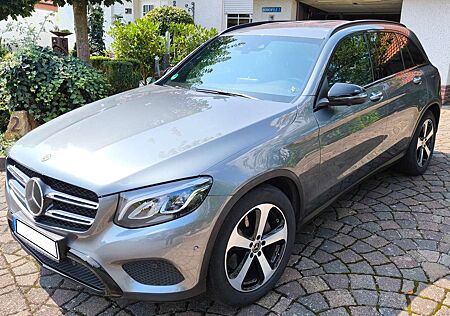 Mercedes-Benz GLC 220 d 4Matic 9G-TRONIC Exclusive, Command