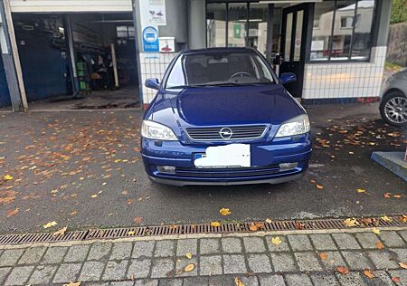 Opel Astra 2.2 Selection Comfort