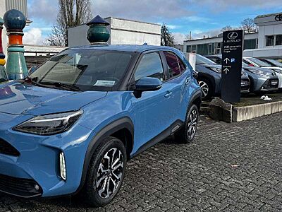 Toyota Yaris Cross Hybrid FWD Team Deutschland
