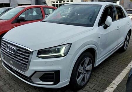 Audi Q2 35 TFSI S tronic S-Line