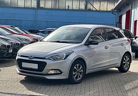 Hyundai i20 *KLIMA*ALU*Sitz+Lenkradheizung