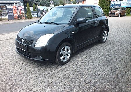 Suzuki Swift Lim. Comfort*Klima*Navi*Hu*Allwetter*SHZ