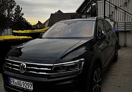 VW Tiguan Allspace gebraucht kaufen VW Tiguan Allspace Volkswagen 2.0 TDI SCR 4Motion DSG Highline