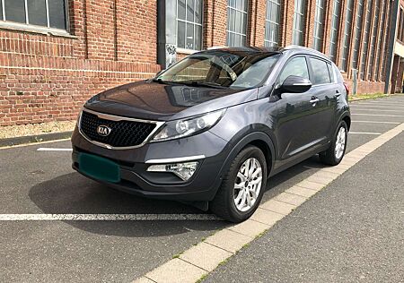 Kia Sportage Dream Team 2WD Navi/Leder/Lenkrad heizung