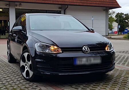 VW Golf Volkswagen 1.2 TSI BlueMotion Technology Lounge