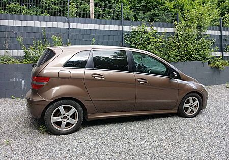 Mercedes-Benz B 200 CDI Autotronic