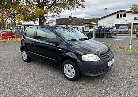 VW Fox Volkswagen Basis 1.4i TÜV KLIMA