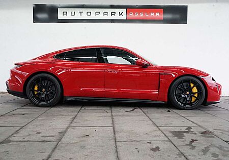 Porsche Taycan GTS/Nur-32KM/BURMESTER/PCCB/P-DISPLAY/MEG