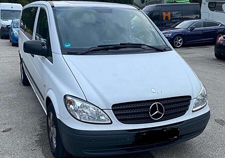 Mercedes-Benz Vito 115 CDI Extralang Mixto