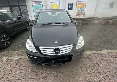 Mercedes-Benz B 150