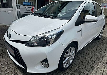 Toyota Yaris Hybrid Club