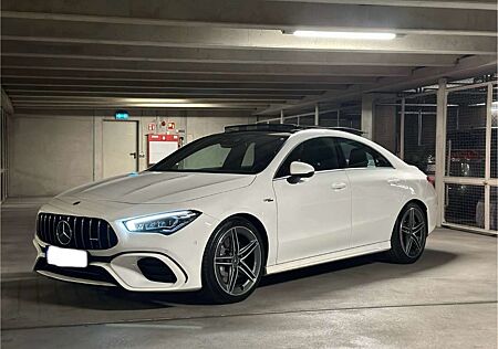 Mercedes-Benz CLA 45 AMG 4Matic+ Shooting B Speedsh 8G-DCT