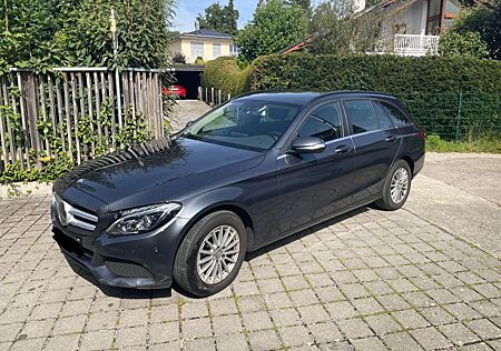 Mercedes-Benz C 220 (BlueTEC) d T 7G-TRONICAvantgarde