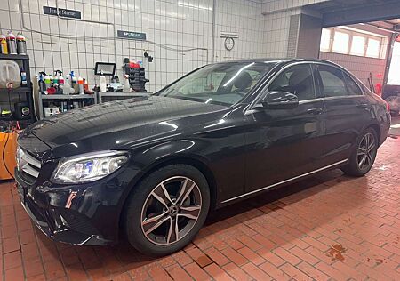 Mercedes-Benz C 180 Avantgarde*Schiebedach*Ambiente*LED*Kamera