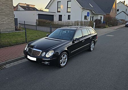 Mercedes-Benz E 230 E-Klasse T-Modell T 7G-TRONIC Avantgarde