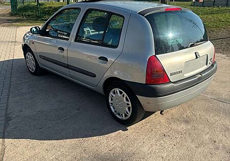 Renault Clio 1.4 RXE SUMMERTIME (1998-2000) Panorama