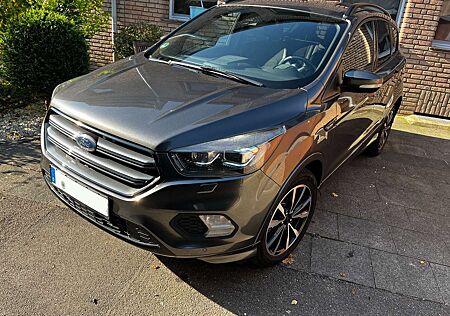 Ford Kuga 2.0 TDCi 4x4 Aut. ST-Line