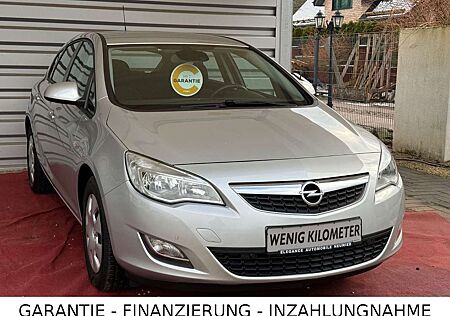 Opel Astra J Lim. Garantie/Scheckheft/Rentnerfahrzeug