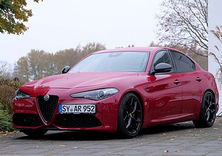 Alfa Romeo Giulia +2.0+Turbo+16V+AT8-Q4+Veloce