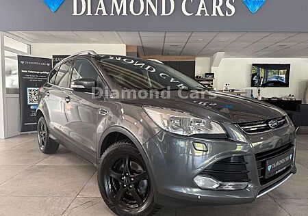 Ford Kuga Titanium* NAVI * PDC * AHK * SHZ *