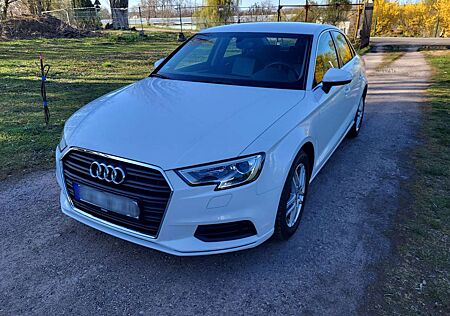 Audi A3 30 TFSI Limousine