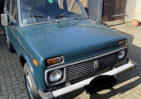 Lada Niva Only