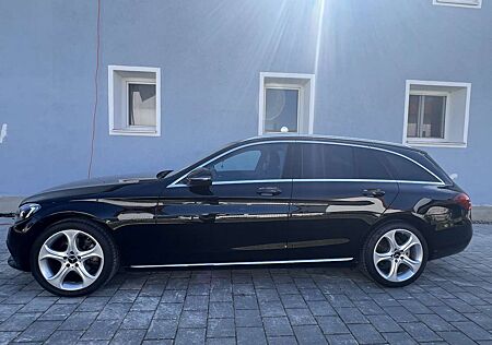 Mercedes-Benz C 220 (BlueTEC) d T 7G-TRONIC