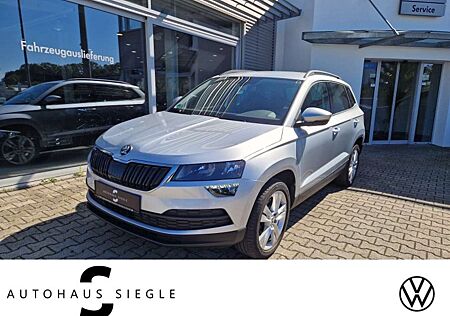 Skoda Karoq 1.6 TDI Style Navi AHK PDC 4x Sitzheizung Kamera