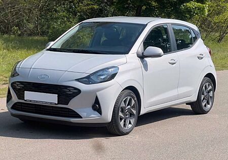 Hyundai i10 1.0 Trend *Klima*Navi*CarPlay*PDC*RFKamera*