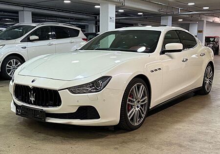 Maserati Ghibli Leder~Navi~Klima~Automatik~Schiebedach