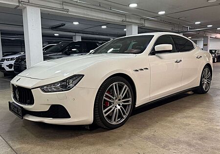 Maserati Ghibli Leder~Navi~Klima~Automatik~Schiebedach