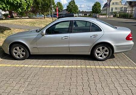 Mercedes-Benz E 240 W211