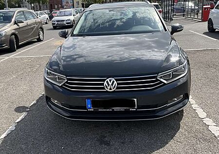 VW Passat Variant Volkswagen 2.0 TDI DSG (BlueMotion Technology) Highline