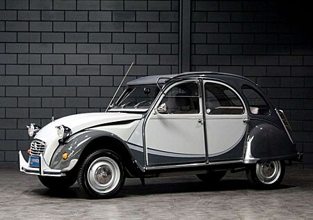 Citroën 2 CV Citroen 2CV Charleston Top Zustand