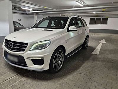 Mercedes-Benz ML 63 AMG 4Matic SPEEDSHIFT 7G-TRONIC