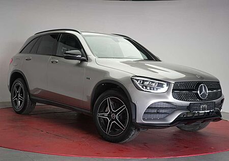 Mercedes-Benz GLC 300 e 4Matic 9G-Tronic AMG Navi/Temp/Kamera/