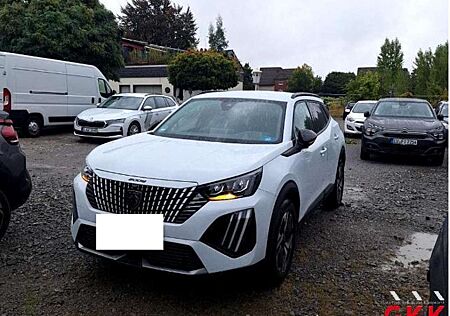 Peugeot 2008 Allure PureTech 130 EAT8*Navi*360°Kam*Shz