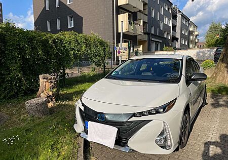 Toyota Prius Plug-in Hybrid Executive