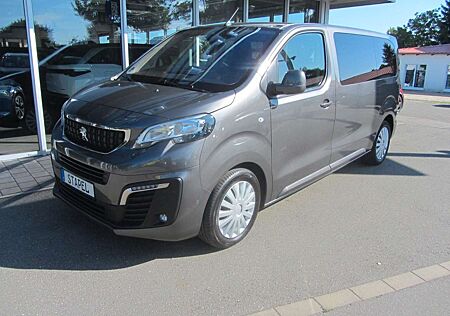 Peugeot Traveller