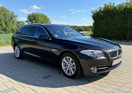 BMW 530 d Touring A Luxury Line