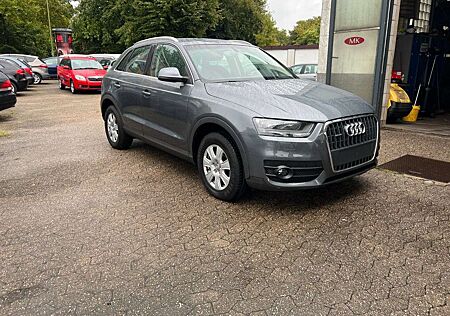Audi Q3 2.0 TFSI quattro Climatronic-E Fenster-ABS