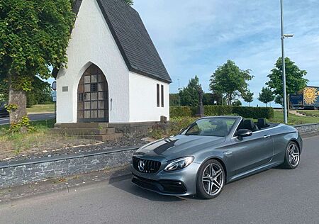 Mercedes-Benz C 63 AMG C Klasse Cabrio Burmester LED Garantie