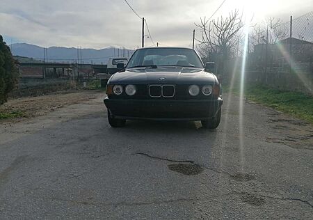 BMW 525i 525 24V / TÜV 01-2026 / 2 HAND